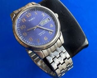 Timex Indiglo Men's watch. WR, 30M  $20