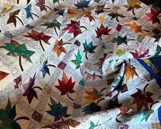 King size leaf quilt 
