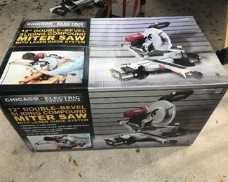 Chicago Electric 12 Sliding Compound Miter Saw w Laser Guide Sysyem