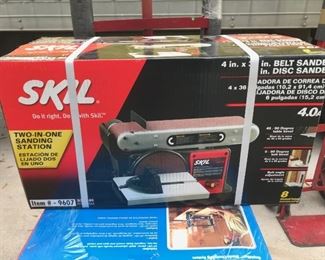 Skil 2 in1 Belt Disc Sander