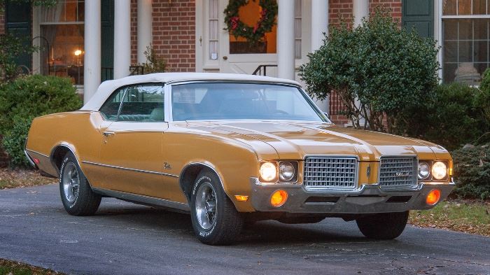1972 Cutlass, low miles