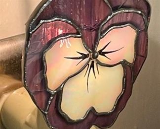 STAINED GLASS PANSY NIGHT LIGHT