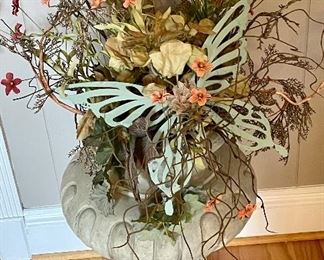 FLORAL ARRANGEMENT IN LARGE VASE WITH METAL BUTTERFLY