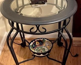 GLASS/METAL SIDE TABLE, POTTERY BOWL(MEXICO)