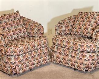 2pc Hickory Springs Swivel Base Barrel Chairs PAIR	30x34x34in	HxWxD

