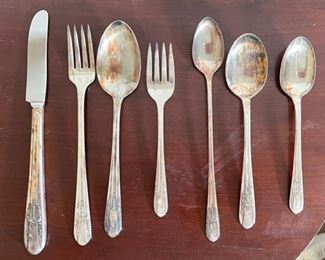 66pc Rogers Reflection Silver Plate Flatware Set XII Overlaid Silverplate Silver Ware		
