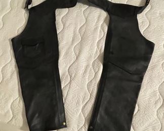California Creations Leather Motorcycle Chaps	Size: XXL	
