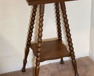 Antique Spindle Leg Side Table	28 x 14.5 x 14.5	HxWxD
