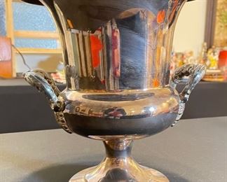 Vintage EPCS Bristol Poole Siverplate Trophy Urn Ice Bucket	11in H x10in dia	
