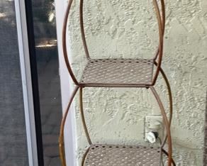 4-Tier Metal Garden Rack	61x16x16in	HxWxD
