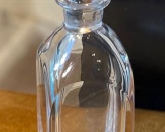Orrefors Sweden Crystal Decanter	10x3x3in	HxWxD
