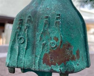 Vintage Paolo Soleri Bell Cosanti Arcosanti Cast Bronze Bell Windchime	Hang.  25 <br>Bell: 6 x 4.5 x 4	HxWxD
