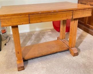Antique Library Desk	28 x 42 x 26	HxWxD
