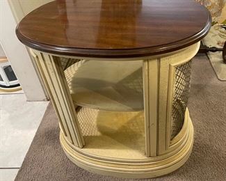 Vintage End Table Yellow	22x24x18	HxWxD
