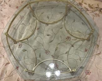 Vintage Labarge Style Hexagon Brass Coffee Table w Hoof Foot Hollywood Regency	13 x 43 x 40	HxWxD
