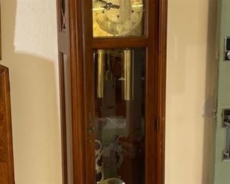 Pearl Moon Dial Grandfather Clock	79 x 22.5 x 12.5	HxWxD
