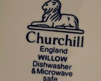 70+ pc Churchill England Blue Willow China Set		
