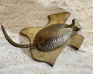 Vintage Brass Armadillo Paperweight	2x3.5x6in	HxWxD
