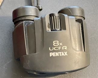Pentax 8x UFC R Binoculars		

