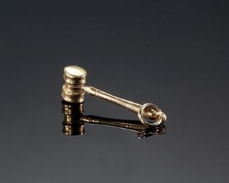 14k Gold Judge Gavel Charm Pendant 	28x9mm	
