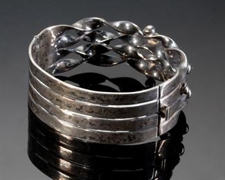 Vintage Mexican Modernist JGL Sterling Silver Hinged Bracelet 925 Taxco Mexico 	Size: 7in x .875in W	

