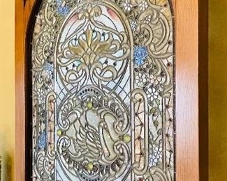 3___$1,995
Stain glass on stand Swan
• 45high 62wide 14deep
