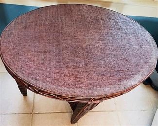 33___$140
Oval table w/conforming tray removable
• 30high 32wide 23deep