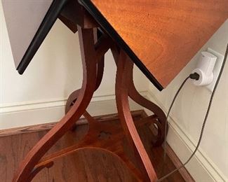 Drop side table