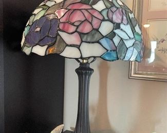 Metal base lamp