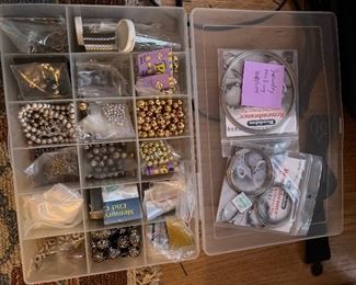 Beaded Necklace & Bracelet Kit