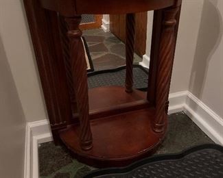 Hall Tree Detail 80" H x 28" W x 13" D