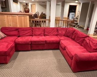 Large Klaussner Sectional Sofa. Slip Cover machine washable!!!