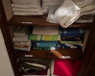 Bed & Bathroom Linens