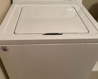 Roper Washing Machine in Good working condition. $160- You can call to purchase this. 417-655-2676. Pick up for this item will be on Fri 12/10 between 1030am-230pm or Saturday 12/11 between 4:30pm-6pm. 