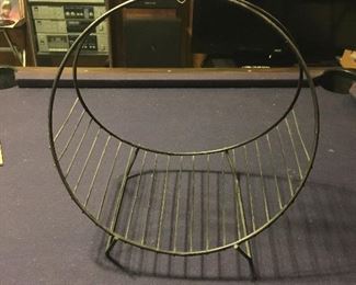 Magazine rack