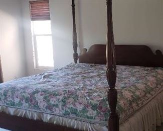 Thomasville Four Poster Bed