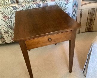 ANTIQUE SIDE TABLE WITH DOVETAILED DRAWER
