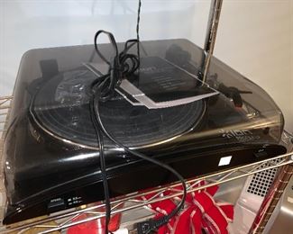 Ion turntable $85