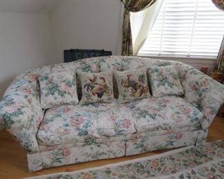 Domain floral sofa