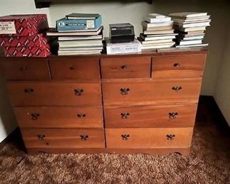 10 drawer dresser