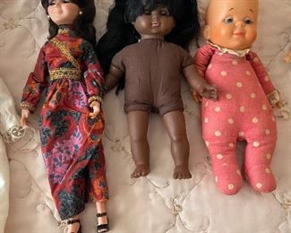 antique dolls