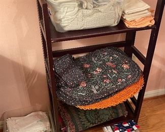 Linens, Napkins, Doilies, Placemats