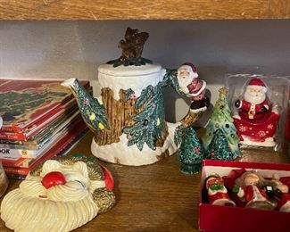 Fitz Floyd Tea Pot, Vintage Christmas Figurines