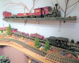LEHMANN G GAUGE TRAINS, STAGES AND WITH BOXES, THE AMOUNT AND THE DISPLAYS ARE STUNNINGLY CREATIVE