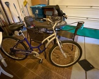 Schwinn Cruiser Bike, Rattan Style Outdoor Dining Set, Large Outdoor Rug
