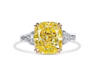 Lot 378 Fancy Yellow Diamond Ring