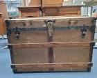 VINTAGE CHEST