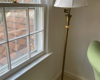 KIRKETON SWING ARM ANTIQUED BRASS w/MARBLE ACCENT FLOOR LAMP 60T  X 11W                         
                                                                                            CONDITION: Lamp has been very well cared for and is in good condition.  No stains, pulls or fading.  Please refer to photos for a more detailed look at condition.  We make every attempt to list and photograph any defects or signs of wear that are significant to this sale. 
LOCAL PICK UP ALEXANDRIA, VA.  BUYER IS RESPONSIBLE FOR ANY NECESSARY DISASSEMBLY AND ALL COSTS ASSOCIATED WITH SHIPPING OR PICK UP.