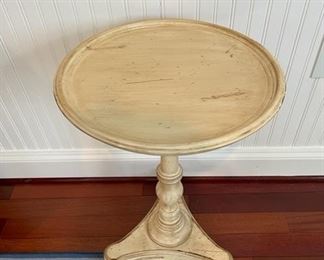 $125   SHERILL CTH ANTIQUE WHITE WASHED ACCENT/LAMP TABLE

 WHY WE LOVE IT:

Sherrill CTH Round Wood Pedestal Accent/Lamp Table. Neo-classical detail is carved into the pedestal wood base for a European and Empire flair. Top has a hierarchy of moldings wrapping around the circular form for a substantial and timeless look. Little evidence of wear. 

 DETAILS + DIMENSIONS:

16" Diam X 24" H 
 #730-910
Original price $903
                                                                                            
CONDITION: This design of this table is purposely finished in a antique white wood.  It has been very well cared for and shows only minor signs of wear commensurate of use and age. Please refer to photos for a more detailed look at condition.  We make every attempt to list and photograph any defects or signs of wear that are significant to this sale. 

LOCAL PICK UP ALEXANDRIA, VA. BUYER IS RESPONSIBLE FOR ANY NECESSARY DISASSEMBLY AND ALL COSTS ASSOCIATED WITH SHIPPING OR PICK U