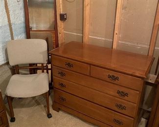 Three-drawer dresser.